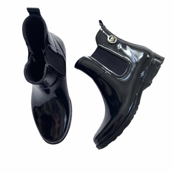 Michael Kors silver charm rain booties Size 6 - Picture 3 of 6